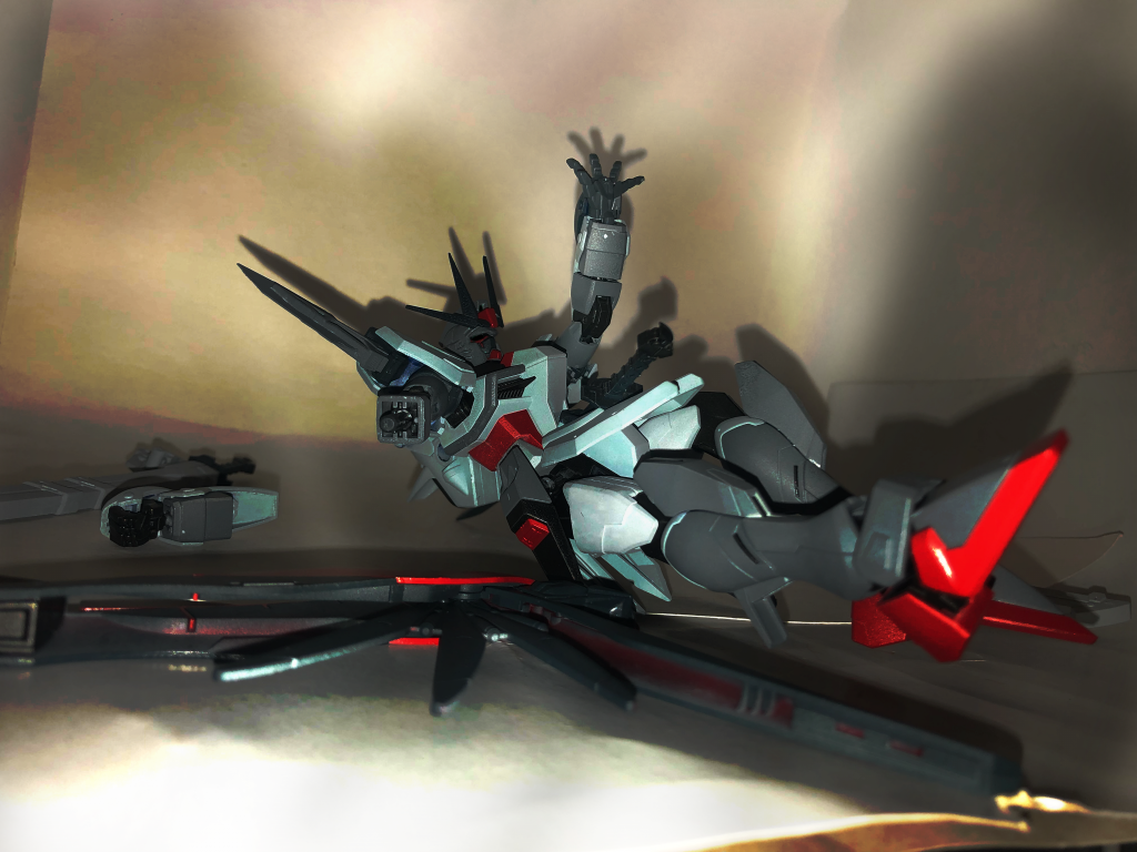 ガンダムデスティニー黒龍丸・絶–5枚目/制作者：神造生命体エクスレイク・クロス