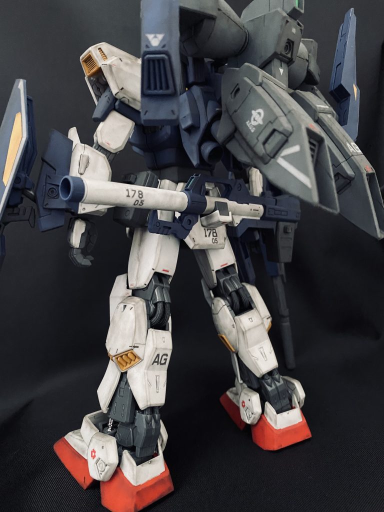 後ろも汚しが効いていて案外好きです(´∀｀)