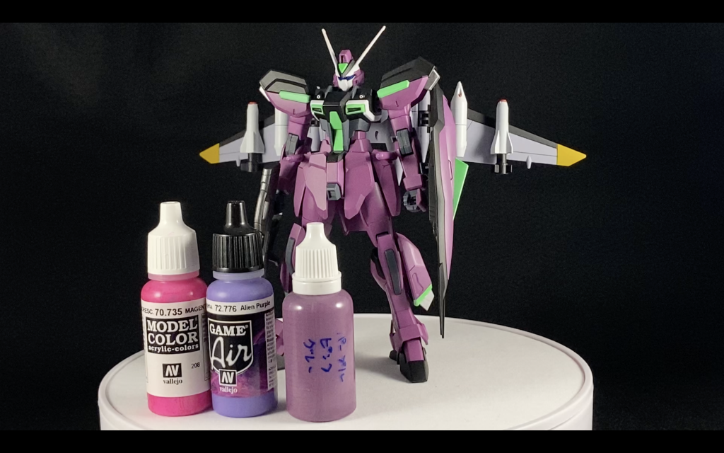 メインの紫はファレホのピンクとエイリアンパープルにグレーを少々。