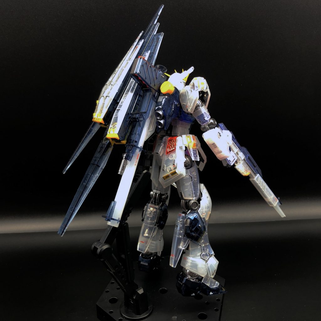 内部フレームはメタリックがおすすめです通常時も綺麗ですし、ブラックライトにも映えます🤔今回はフレームシルバー2を使いました！