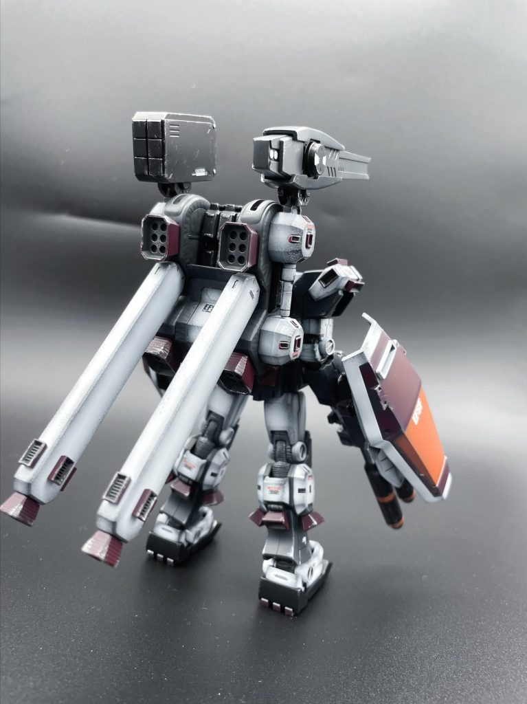 大きなランドセルにも関わらず自立可能なのがすごい