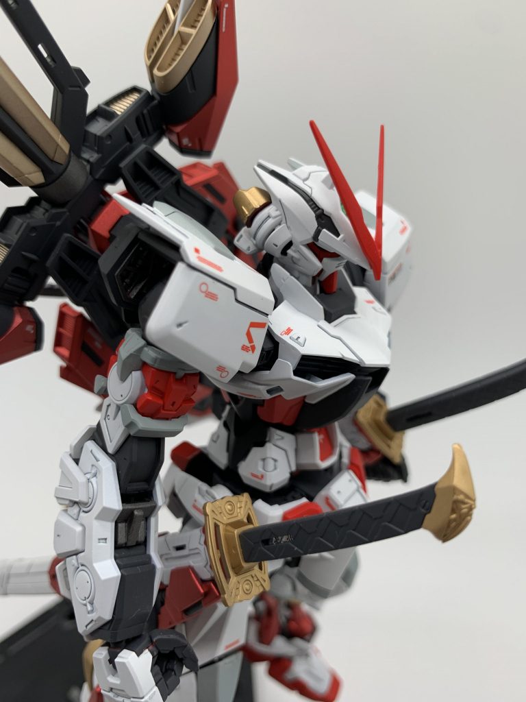 カラーレシピガイアノーツ  （G）クレオス（C）フレーム等　（G）メカサフスーパーヘヴィ白　（G）アルティメットホワイトグレー　（C）エアクラフトグレー赤　（C）ハーマンレッド赤2 （G）プライマリーメタリックレッド金　（G）EXゴールド 最後までご覧いただき、ありがとうございました。