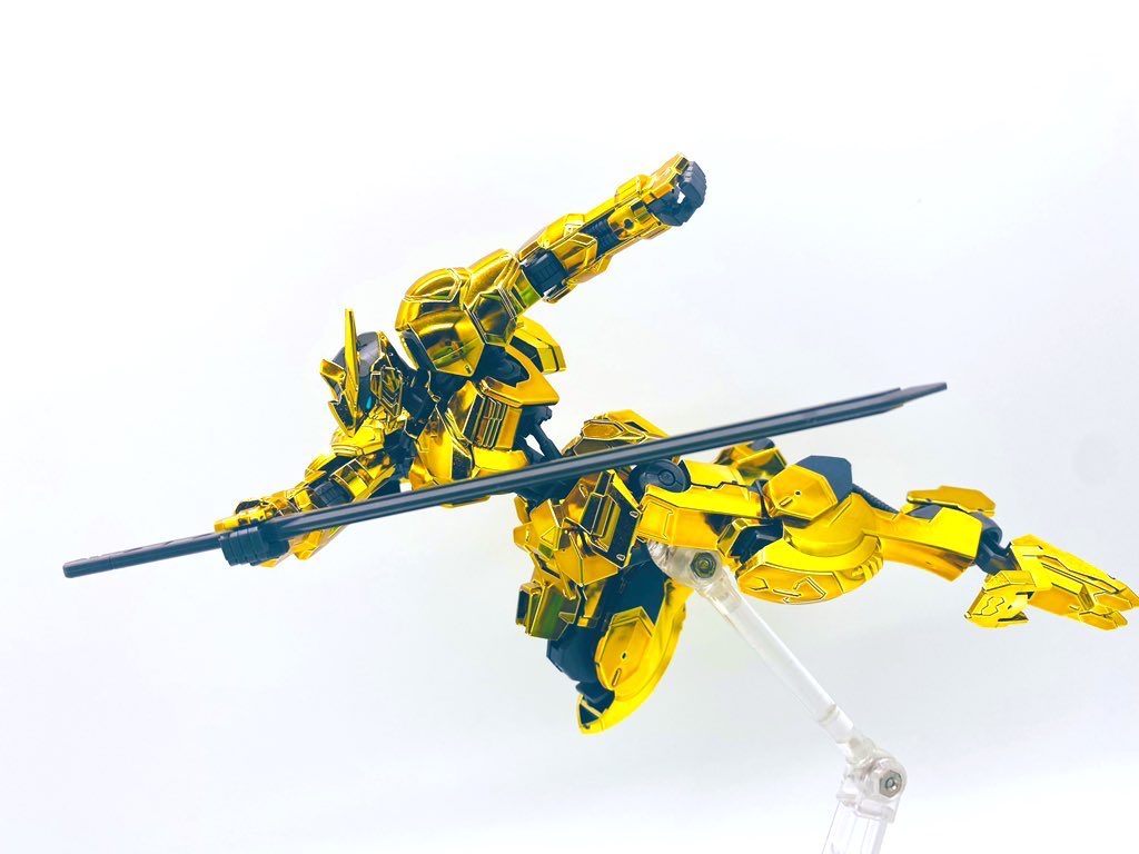 太刀。ポーズが決まらん