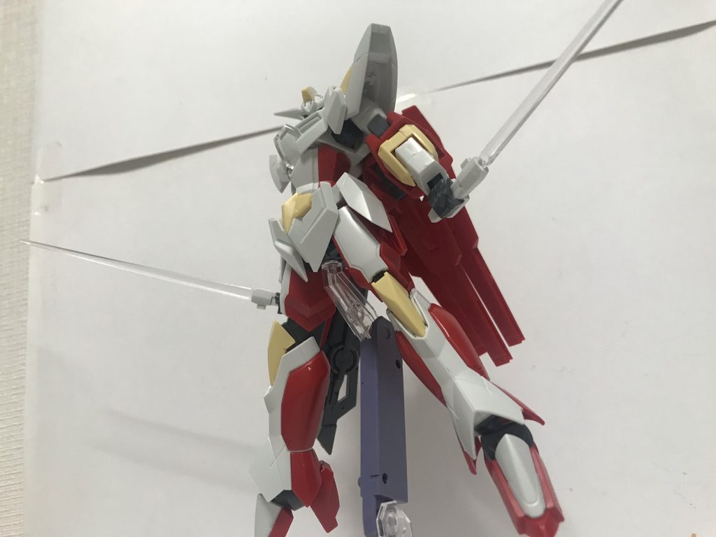 ビームサーベル×2こちらはこのキットのみでは再現不可能となってます!私はリバーシブルを持っていたので、そちらのを使いました(過去形)