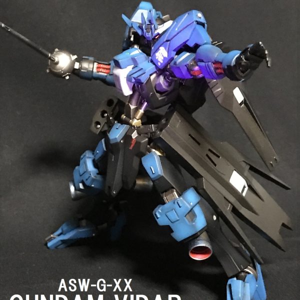 HGガンダムヴィダール