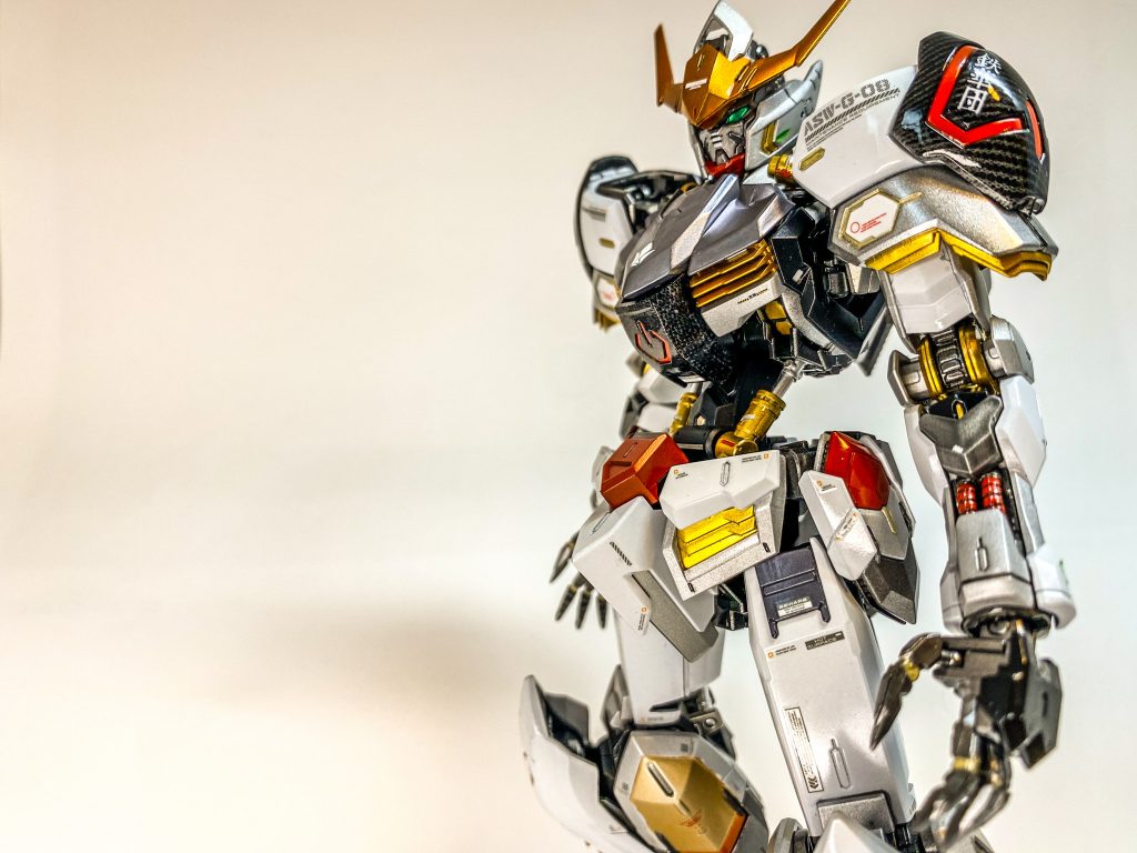 【メタルビルド風】MGガンダムバルバトス【カーボン風塗装】–4枚目/制作者：TKno