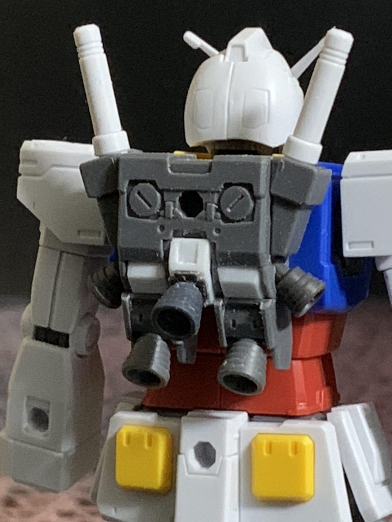 バックパックオリジンガンダムのバックパックをニコイチし、プラ板などで加工。