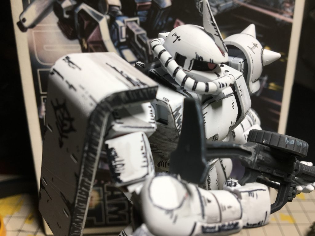 漫画イラスト風ザク–2枚目/制作者：Dr.ジムガスキー