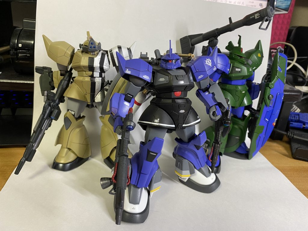 段々増えてくるキマイラ隊。HGゲルググだけであと5箱、シャゲ1箱、高機動型ゲルググ2箱、先は長いですが頑張ってキマイラ集結させたいです!