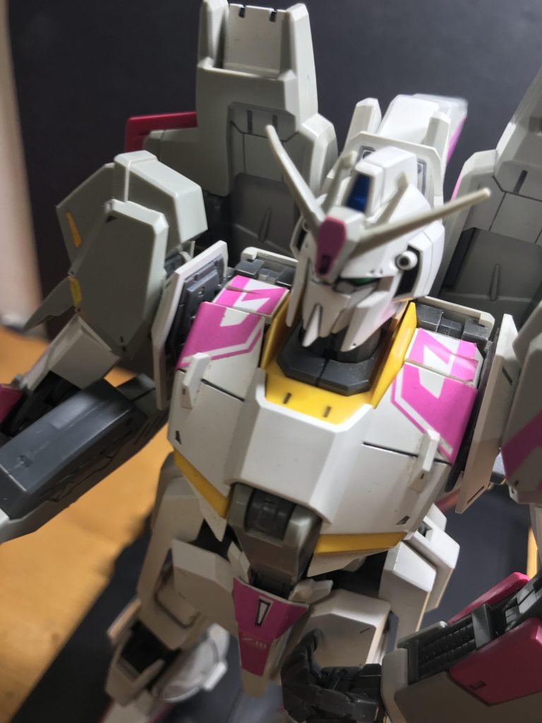 ガンダムイボルブを意識したショット