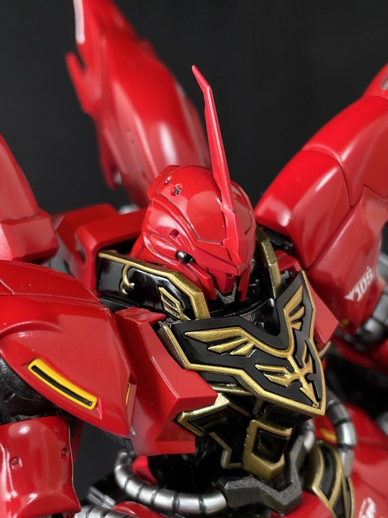 もとのキットも艶ありレッドなので正直そんなに差がない気もします。でも自分のイメージ通りの色で塗装できて満足です。