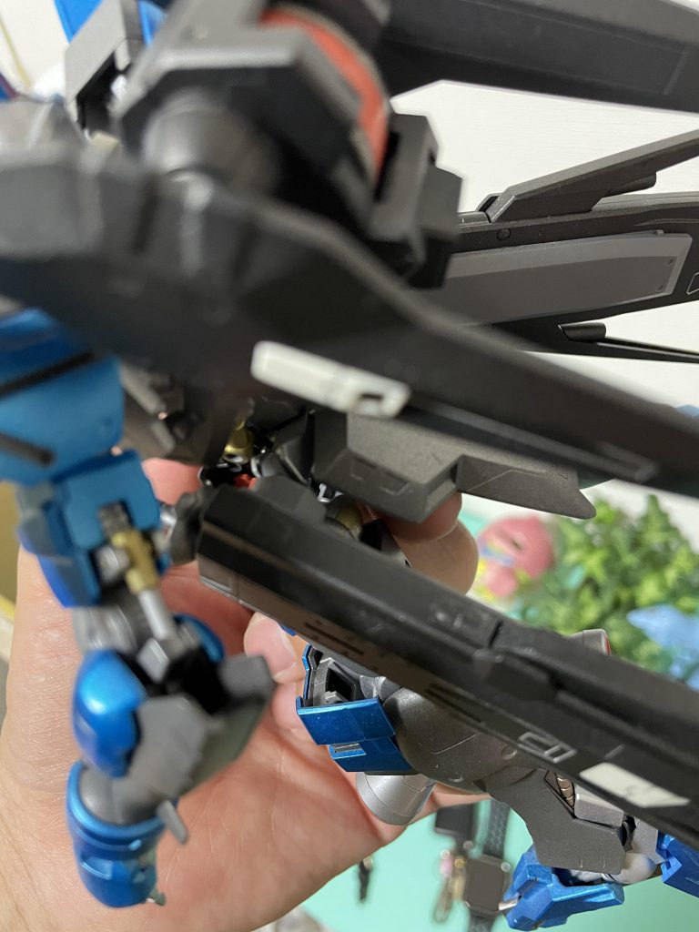 とにかくめんどくさがりなので、表面処理もというほどやらずに塗装するので、うまく出来てない部分が多々あります…💦💦