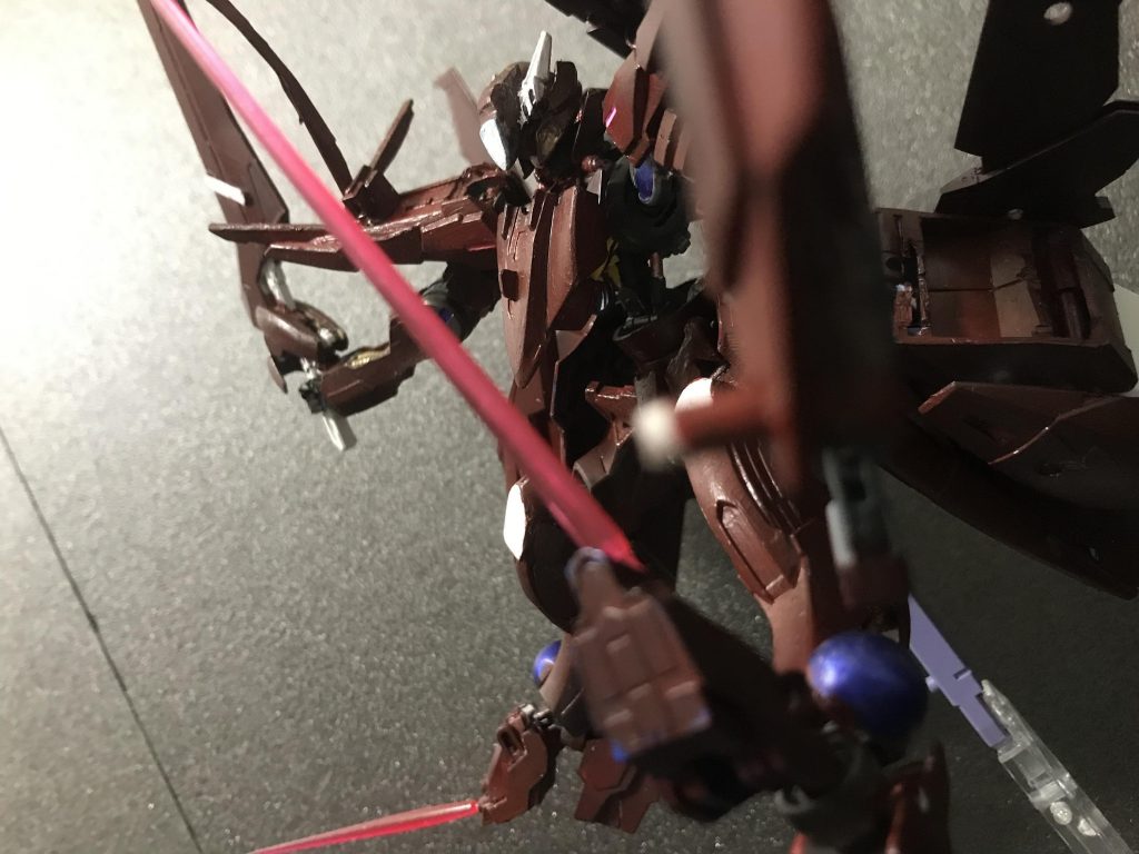 コマンドダブルオークアンタのパイロットが騎士ガンダムだとしたらめっちゃ熱いですが、流石にないですよね…（アルケーの話して？）