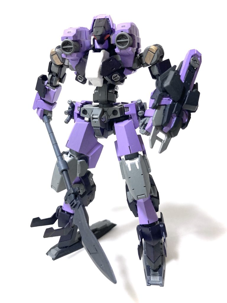 鉄血シリーズはフレーム構造が特徴ですが、お手軽に軽装状態にできるのも楽しいです☆彡