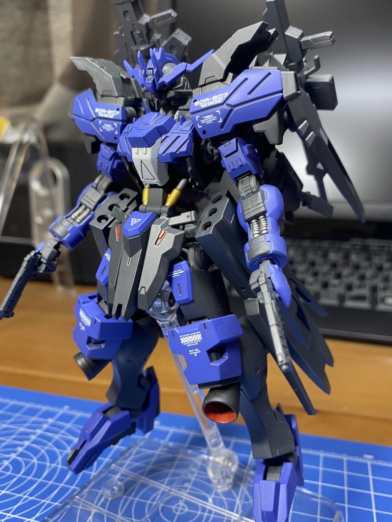 型に30MMのパーツを取り付けてます