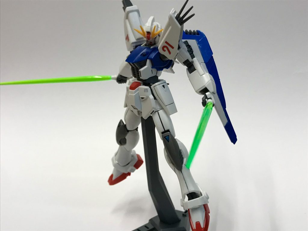 最後にフル稼働モードで実は加工が難しかったので目のパーツがないんです！