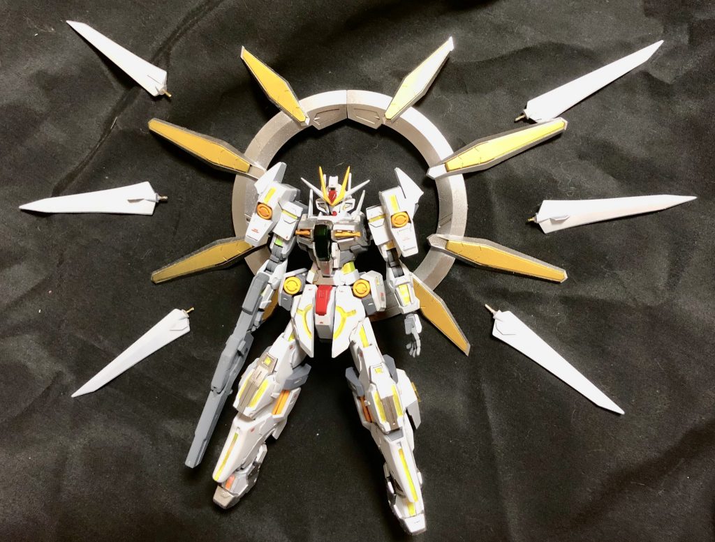 輪っかについてる羽は分離してドラグーンに。