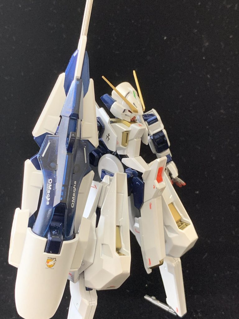 赤クリアのパーツと、コンポジットシールドブースターの一部の青クリアのパーツはあえてそのままにしてます。