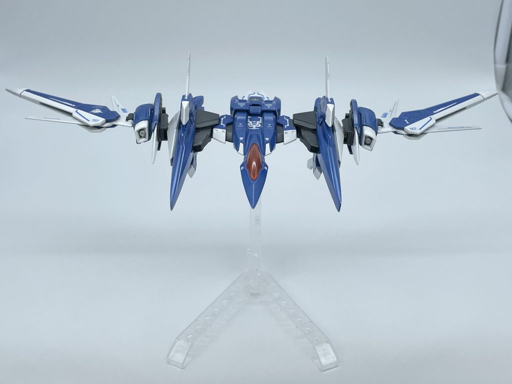 共に戦う支援機スカイライザーです。