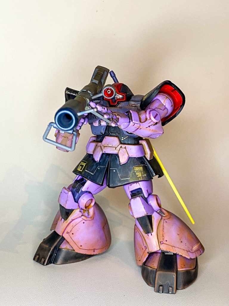 改造等は首埋め込み、襟部継ぎ足し、メガ粒子砲口置き換え、モノアイHアイズ化、スジボリ、バーニア置換。