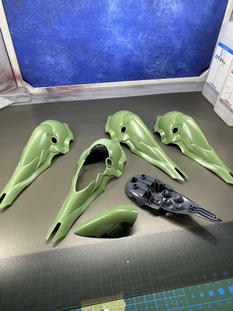 バインダーを地道に削って分離