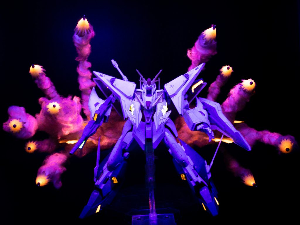 さらにミサイルエフェクトを付けて。