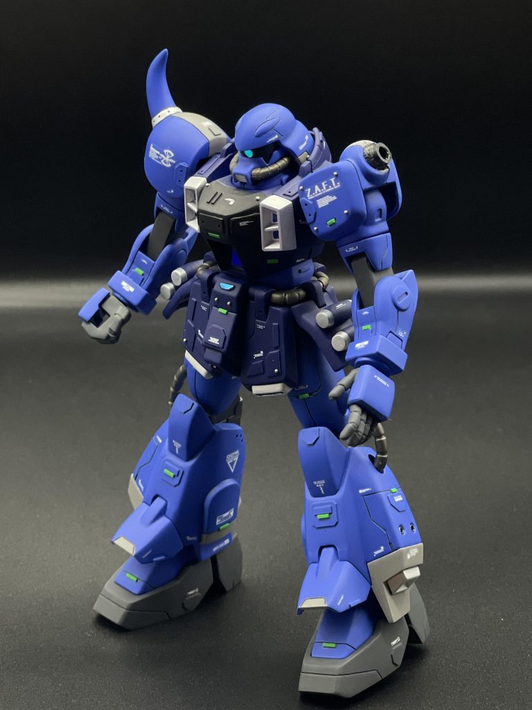 装備類を外した写真です。腿部分を3mm延長してよりスタイリッシュに。