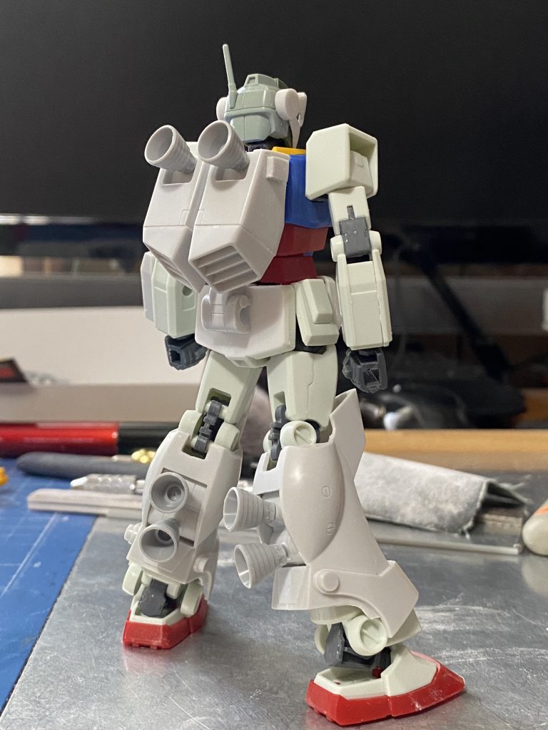 メリハリ効かせるためバーニアノズルには大きめなものを選択。