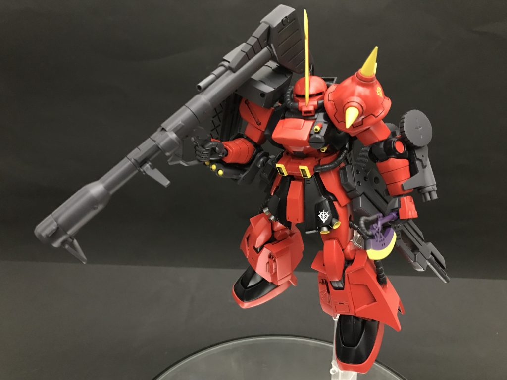 ジャイアントバズーカーはドムから拝借しましたがスコープが可動しませんでした〜トリガーも加工しました
