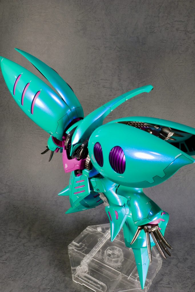 デカール部を除いて研ぎ出しはしていませんが吹きっぱなしでなんとか平滑な塗膜が出来ました。