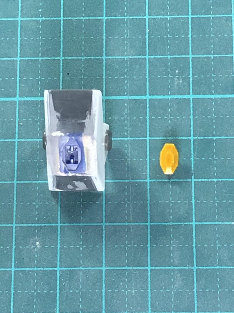 ビームシールドはHGCEデスティニーとHGパワードアームズパワーダーのガトリングのカバーパーツを使っています