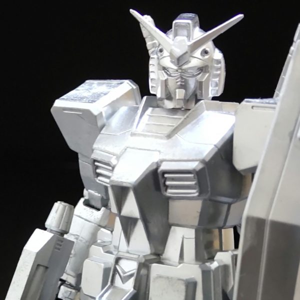 FGガンダム　メッキクローム仕上げ