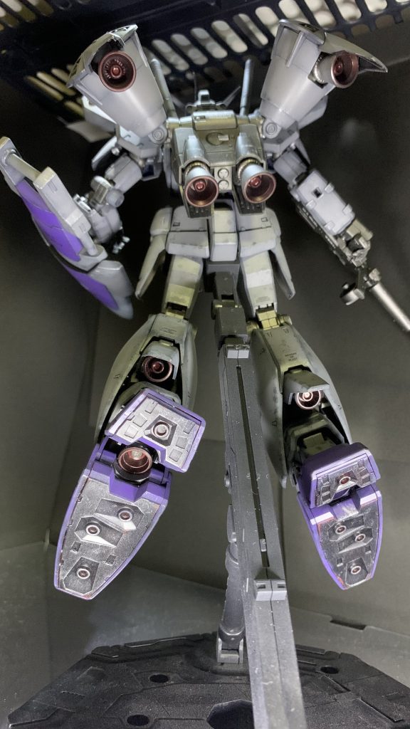 吶喊します!サフレスで塗装したらポロポロ塗装が落ちちゃって所々元の色が出ちゃってますがこれも経験とそのままにしちゃいましたがどうか見逃してくだしあ