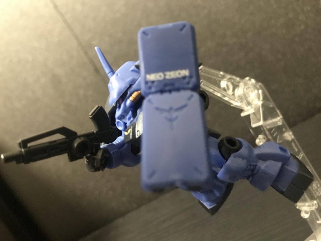 今回は7.5弾オリジナルのレズンギラドーガ前回7弾では、武器セットを手に入れつつ塗装が再現に必須だったのですが、今回はラインナップされています