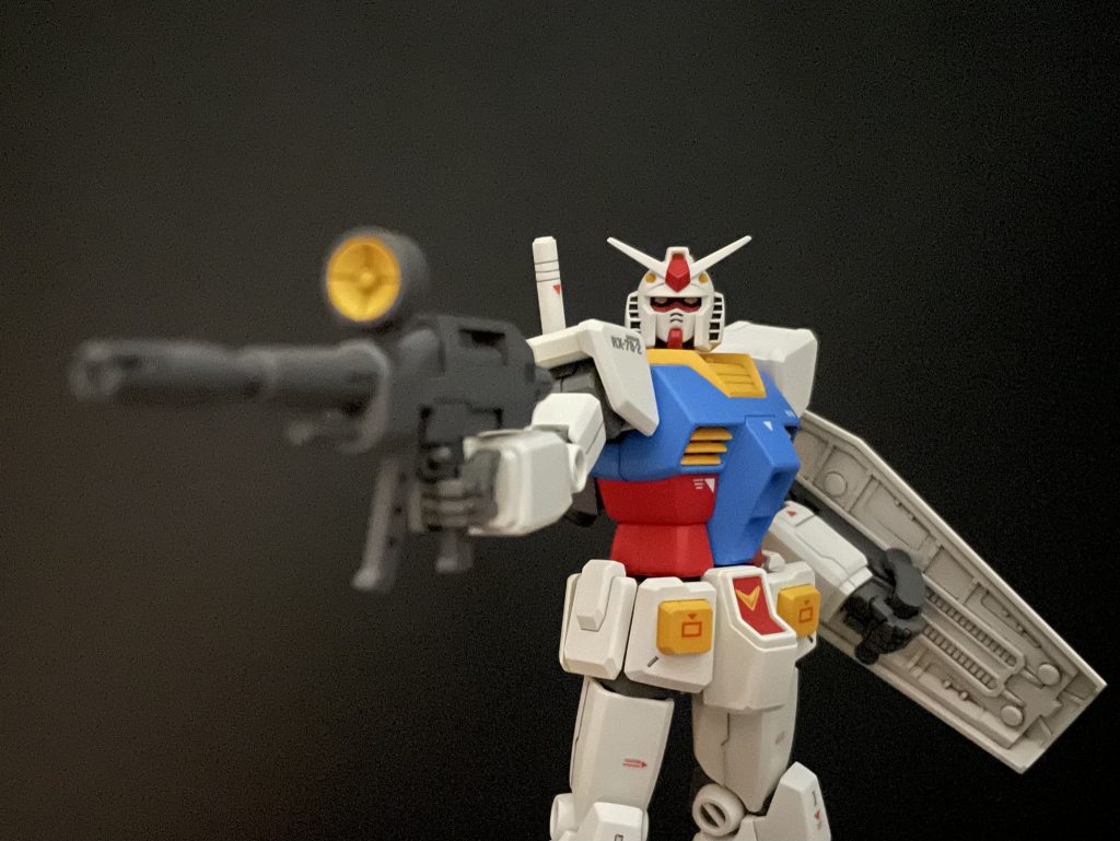 アニメだとマーキングがないので、ガンダムを作る時は毎回マーキングに悩みます。