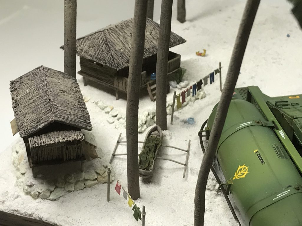 東南アジアの住民の家みんな逃げました...