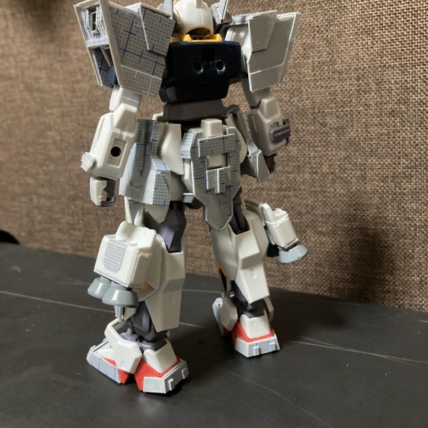 ガンダムmk-Ⅱ改造進捗。追加アーマーを作成しています。形になってきたので、もう少しデコったら、バックパックを整えていきたいです。（2枚目）