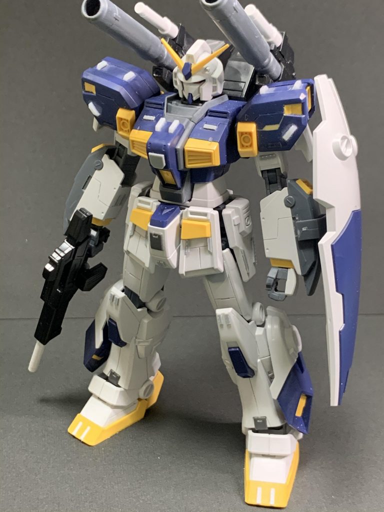 塗装前です。ちょっとディティールアップが煩い感じになってしまったので心配でしたが、塗装したら割と見れるようになりました。やはり塗装の効果は絶大ですね。