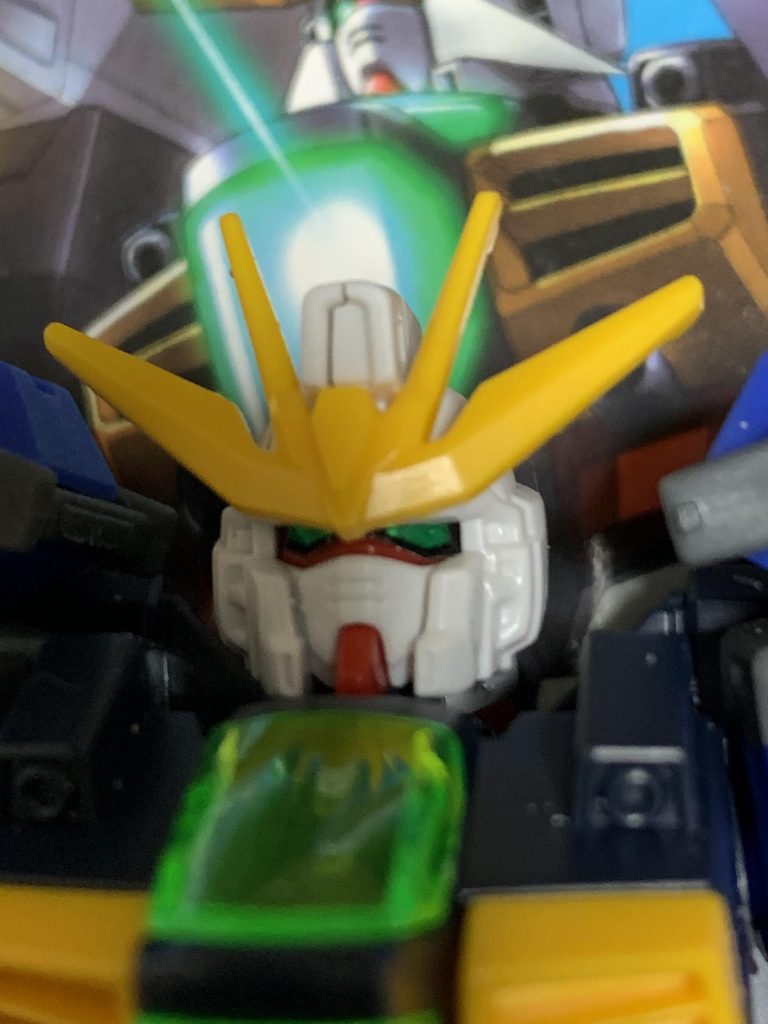 個人的にダブルエックスのおヒゲはそんなに好きじゃないので削ってみました。この顔も結構アリなんじゃないかな。