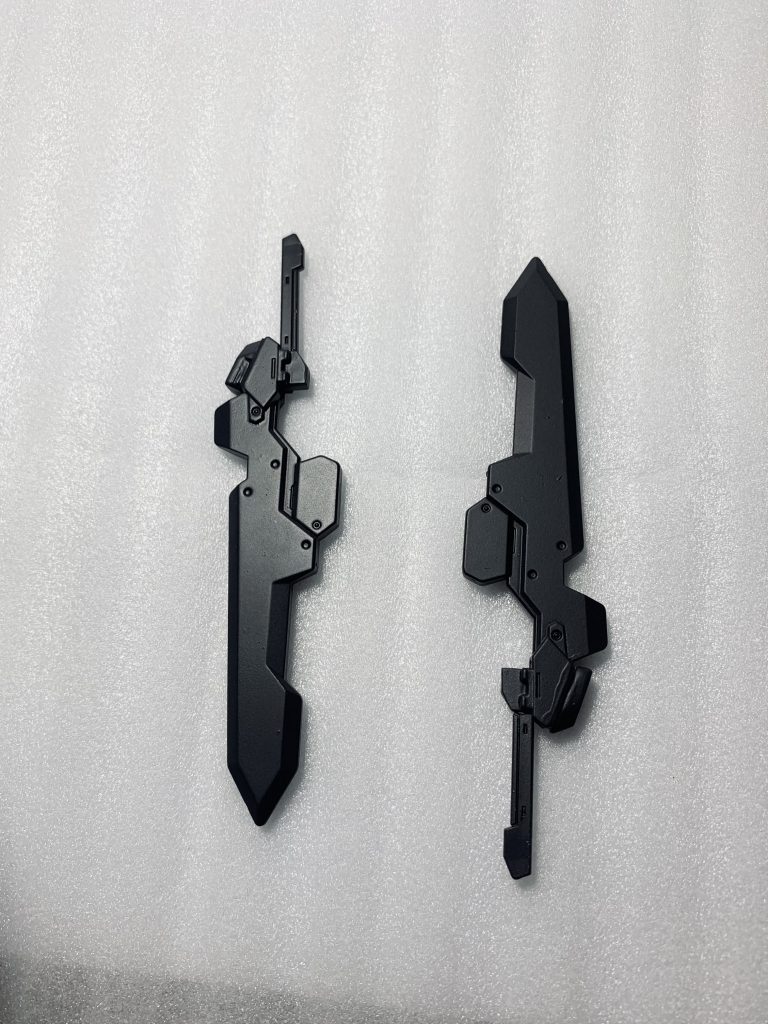 唯一の武装であるソード現在のパイロットが射撃が不得手な為､ライフル等は装備されていない