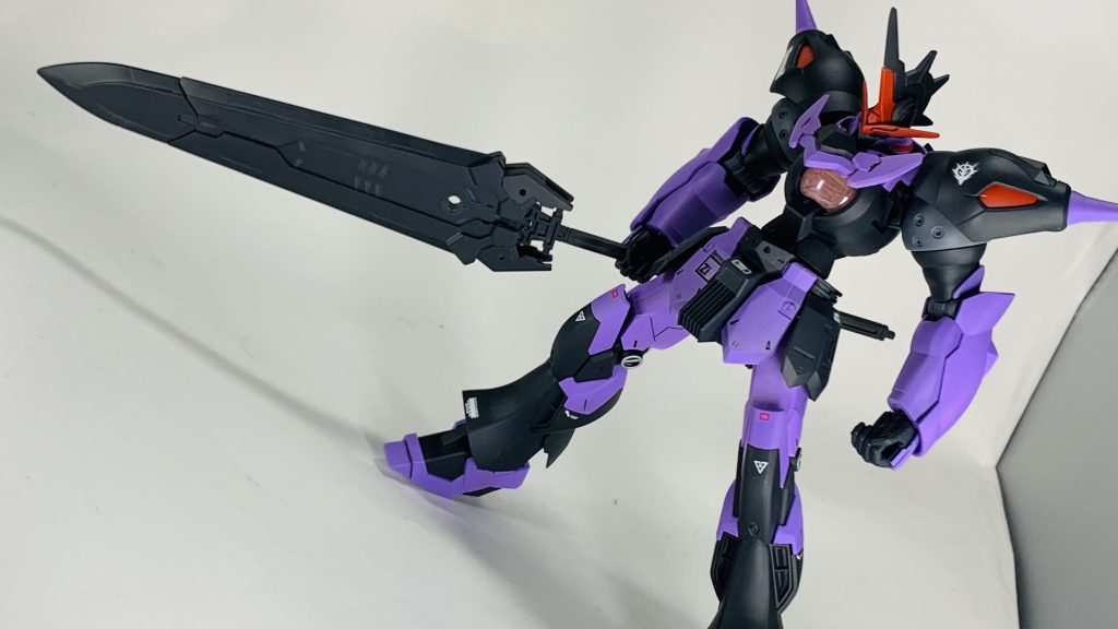 30MMから大剣を装備させています。