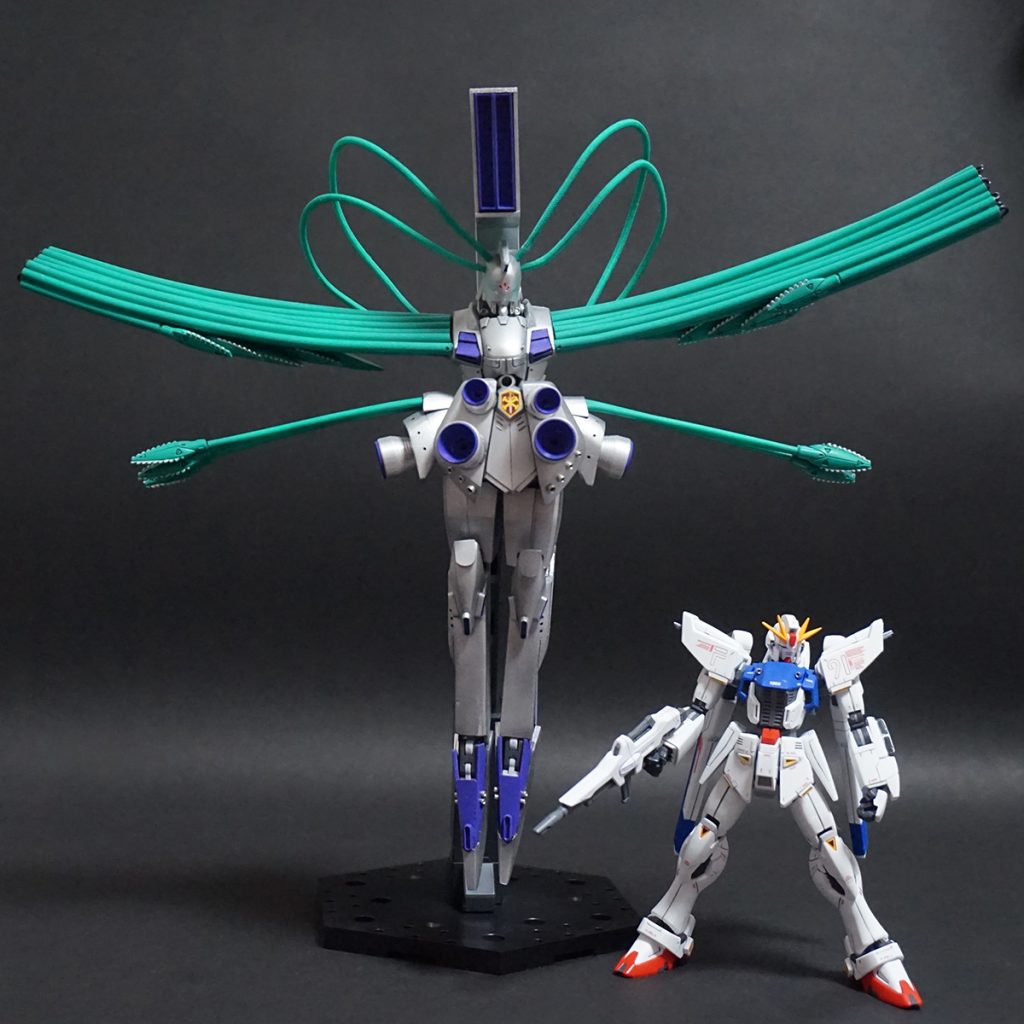 HGUC F91と並べて