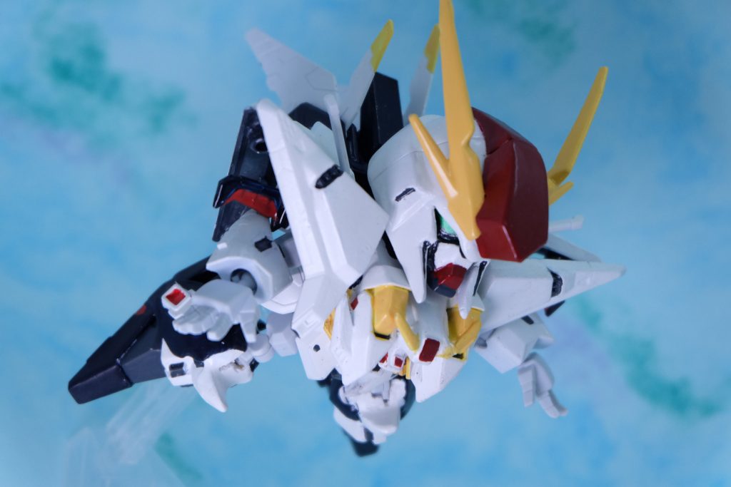 降下ポーズ滅茶苦茶好き…