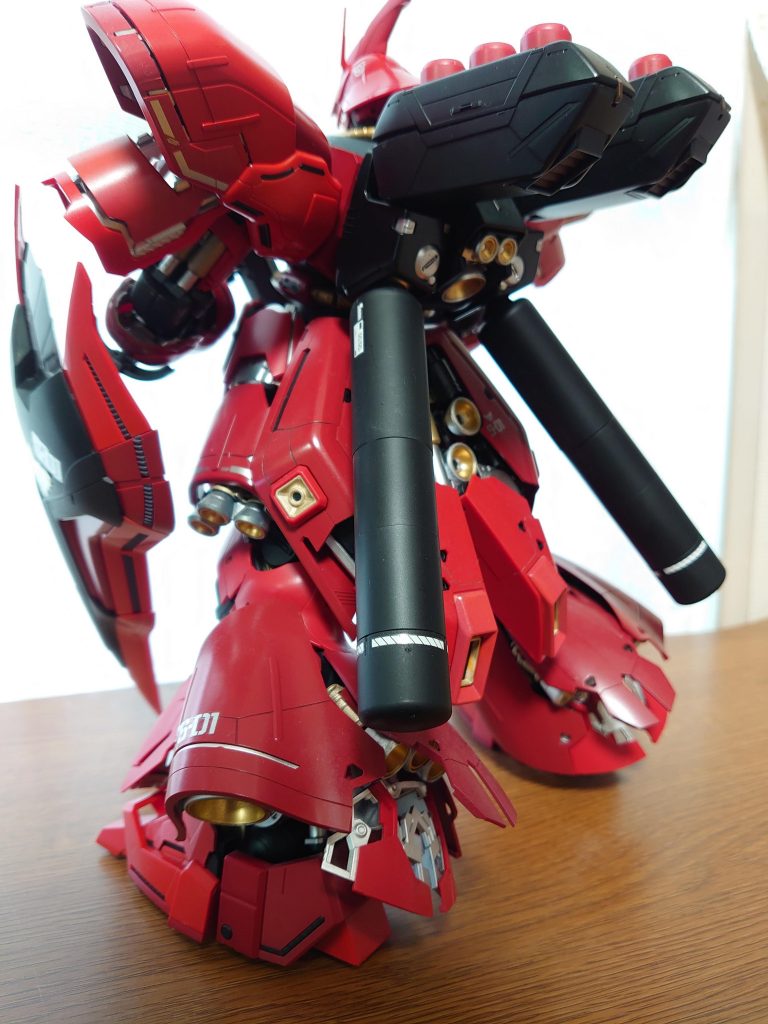 サザビー–3枚目/制作者：@gunplamorimori