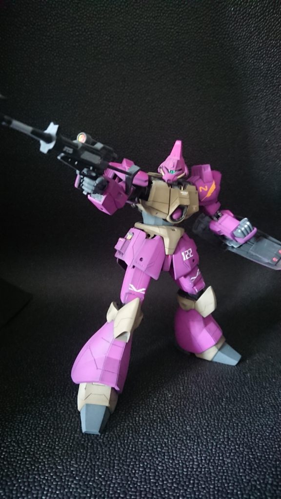 ガルバルディβ–3枚目/制作者：ハチワレガリイ