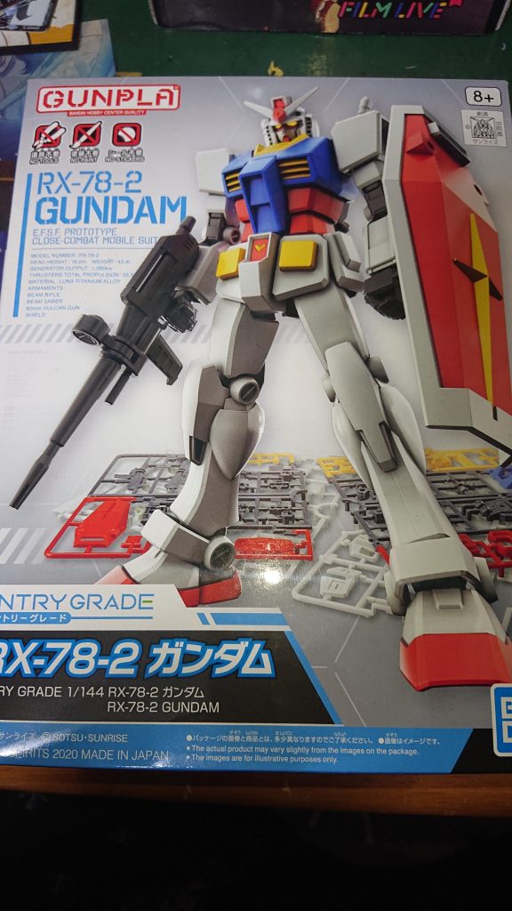 はじめてEG(エントリーグレード)を組ませていただきましたが、短時間で作れて初心者の方にはとしてオススメできます！