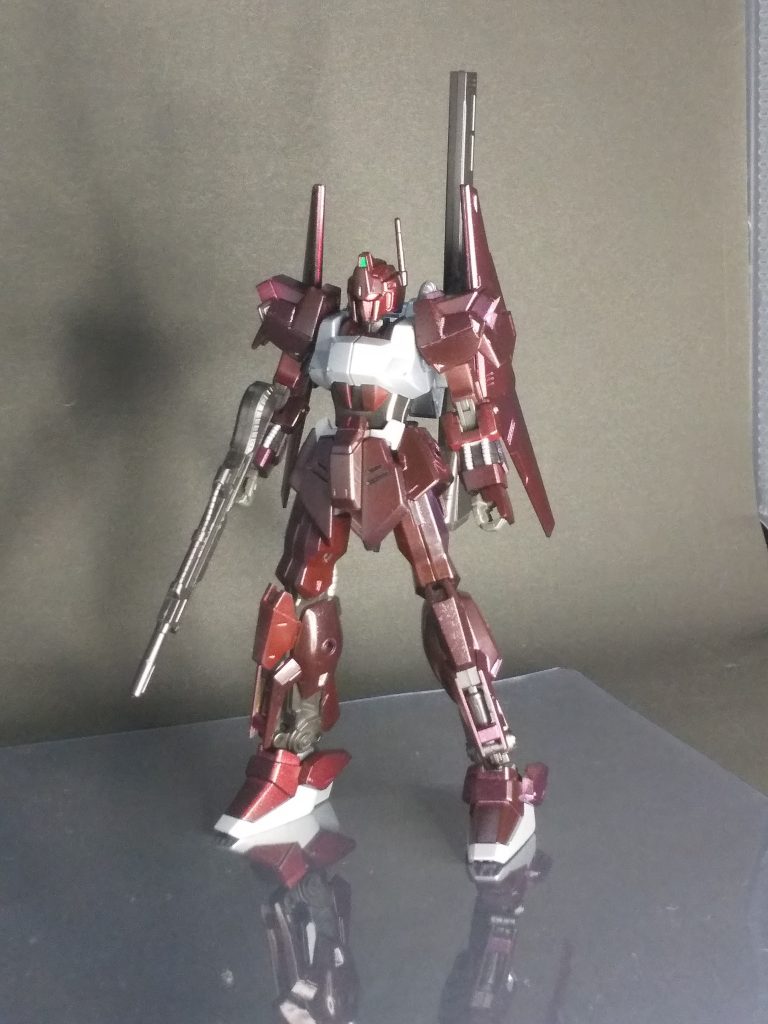武器装備から1枚HGUC百式の標準装備ですが、実は改造でジョイント穴を追加してるので期間中に追加武装作って投稿しようと思います