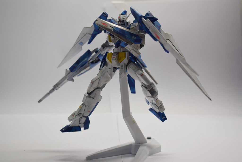 先ほども書きましたがこの盾がお気に入りです。初めてのスプリッター迷彩でしたが案外簡単でした。エアブラシ一発目としては及第点はもらえそう。