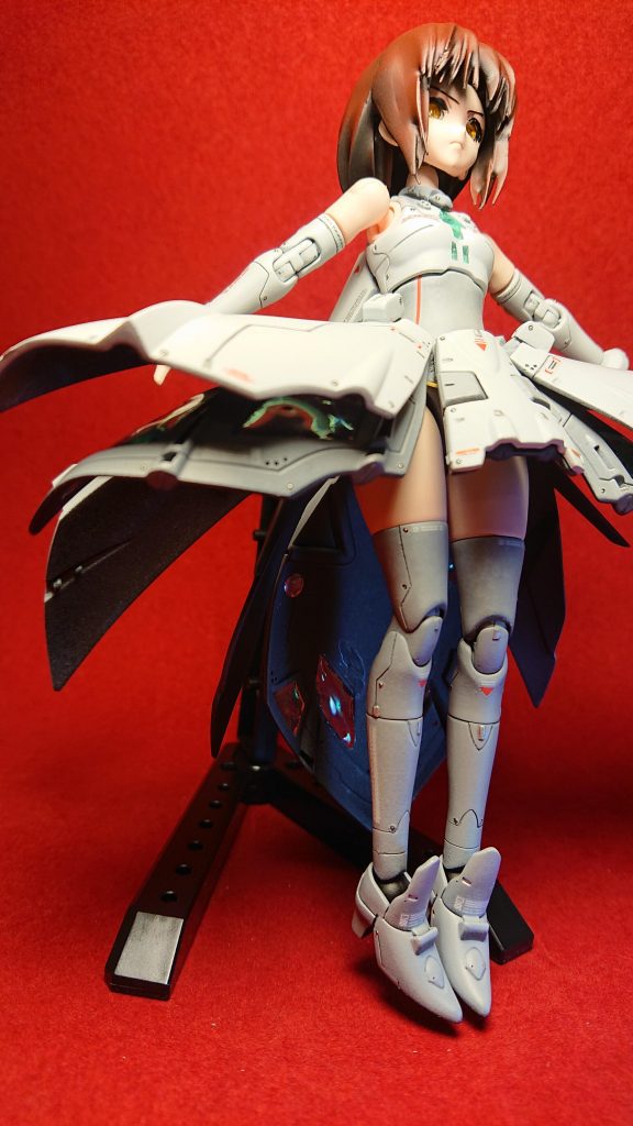 これも言わなければ分かりません。失敗でした😵!しかしこのスカートは脱着式です。上からはめ込んでいるだけです😄ので、スカートを取るとどんな感じか御覧下さい😘。