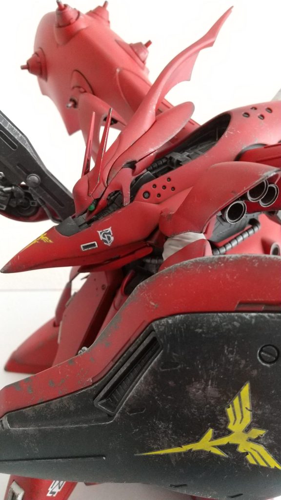 モノアイはHアイズに変更